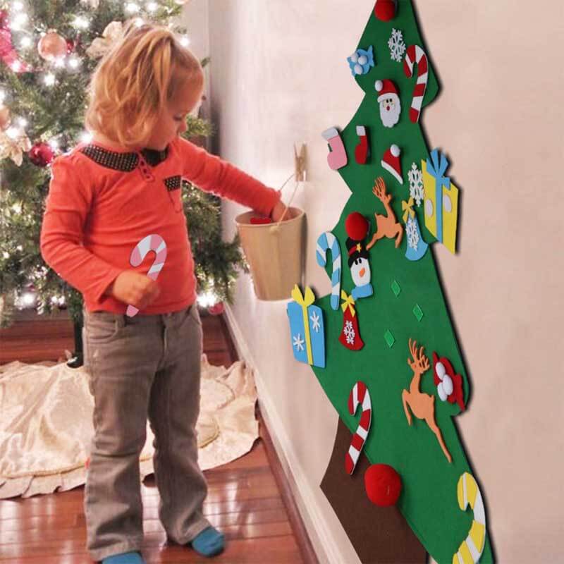 Fidtoy DIY Felt Christmas Tree Set with 30 Ornaments – Montessori Holiday Activity for Toddlers