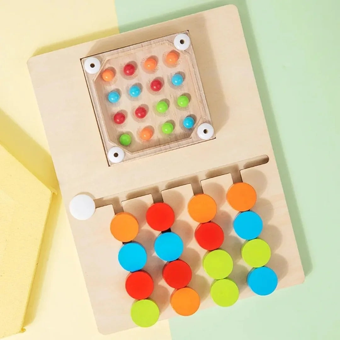 Juego de madera de lógica de cuatro colores - 559