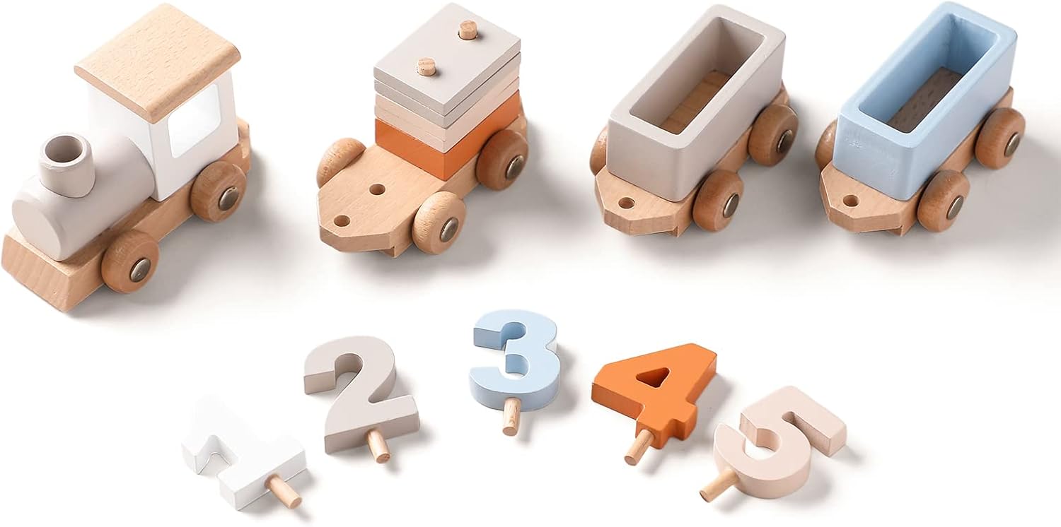 Fidtoy Wooden Birthday Train Toy with Number Blocks