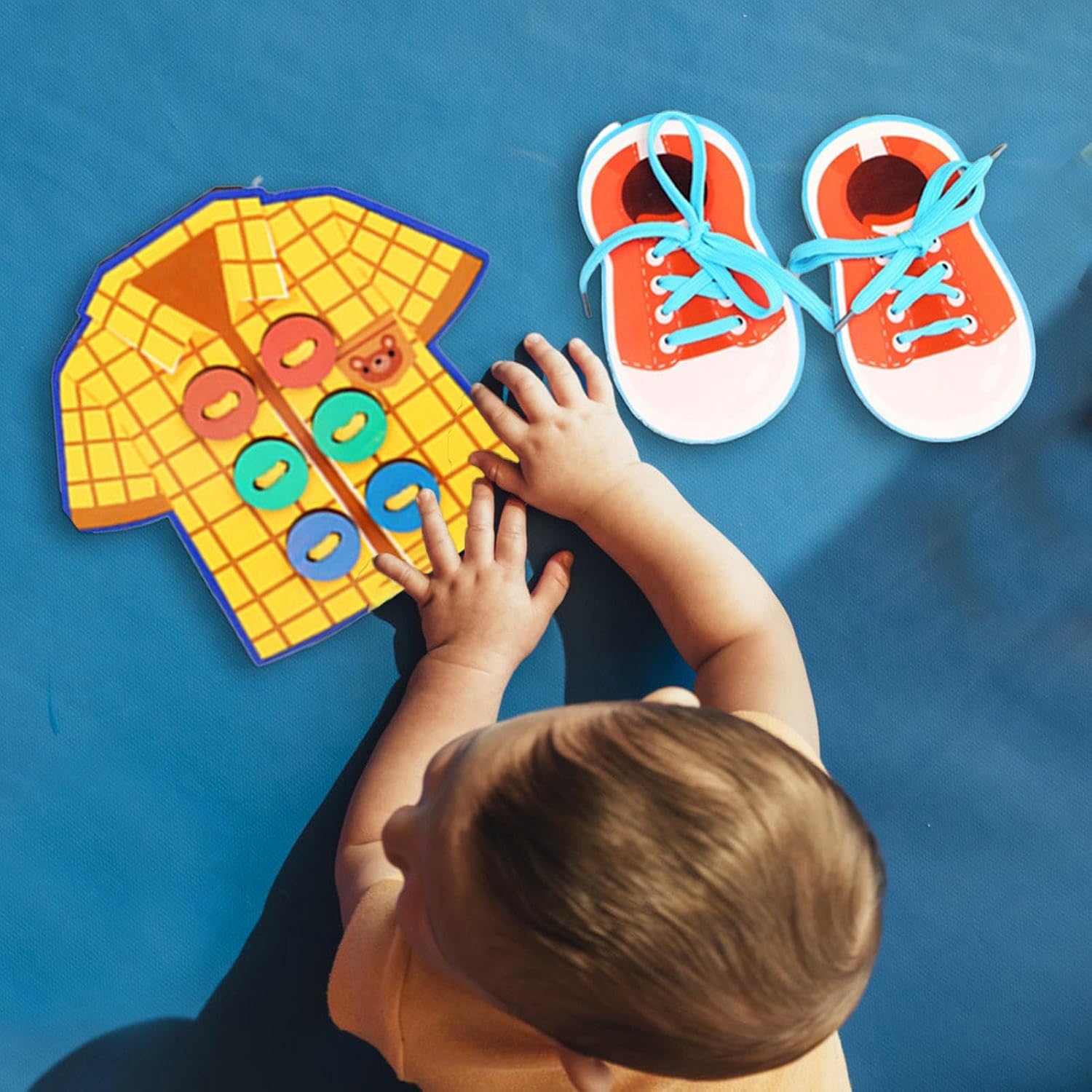 Placa para amarrar sapatos | Aprenda a amarrar cadarços de brinquedo | Placa de treinamento para amarrar sapatos, amarrar brinquedos Montessori, brinquedo para enfiar sapatos, aprender a Hersil