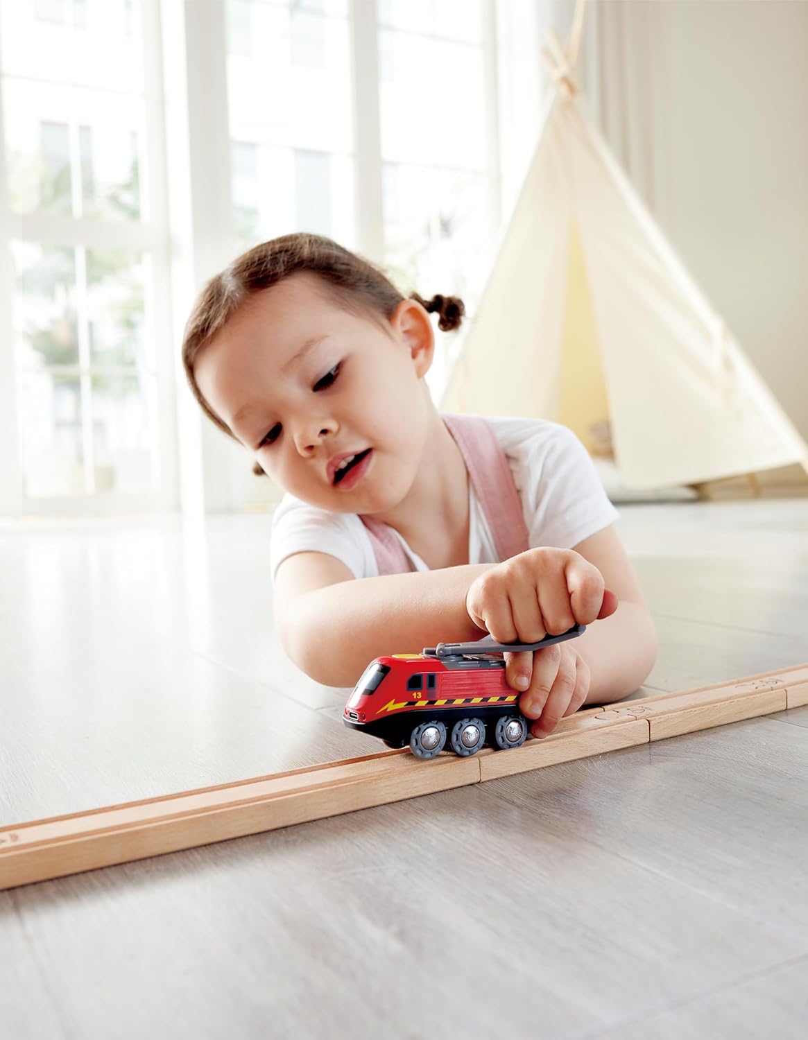 Fidtoy Wooden Crank Powered Train Toy Kids STEM Railway Engine