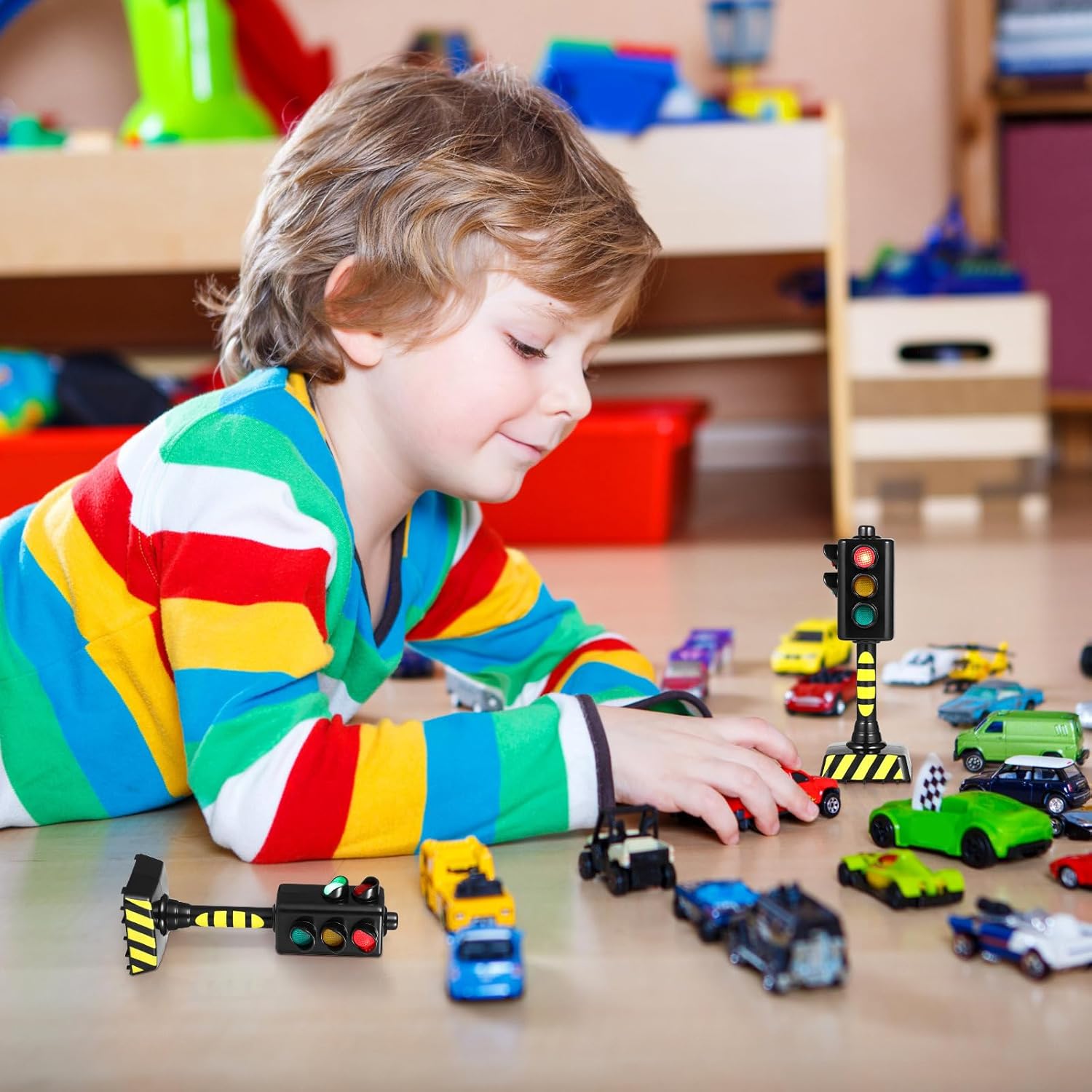 STOBOK 2Pcs Traffic Light Toy for Kids, Mini Traffic Signal Light Model, Realistic Road Scene for Children Learning Rules Educational Toy