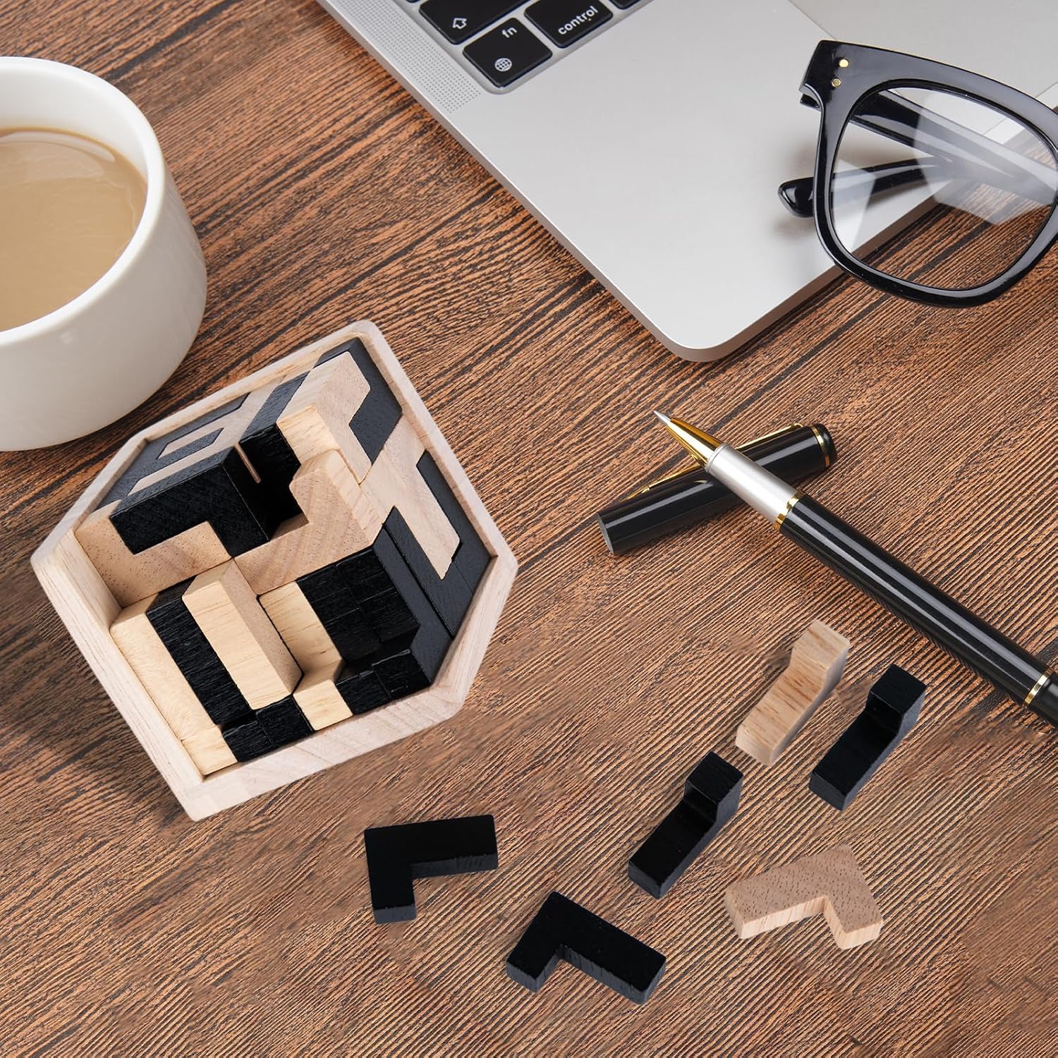 Cubo de madera rompecabezas de IQ - 689