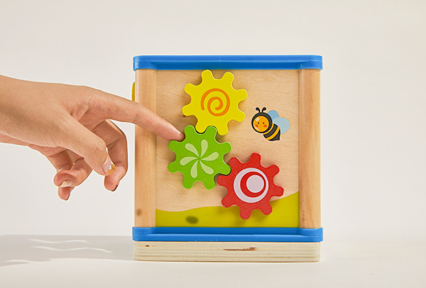Fidtoy Cubo de Actividades de Madera 5 en 1 para Bebés y Niños Pequeños