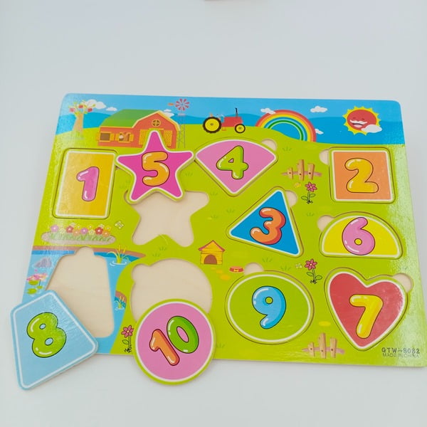Wooden math 1 - 10 Numbers with shapes board - EKT2228