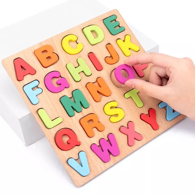 Wooden 8*8 puzzle - upper case alphabet - EKT2334