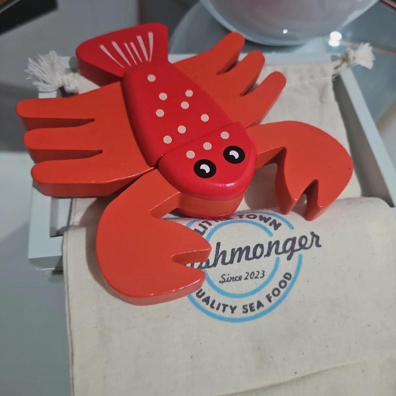 Wooden Seafood Cutting Playset Cut Food Fish Lobster Toy