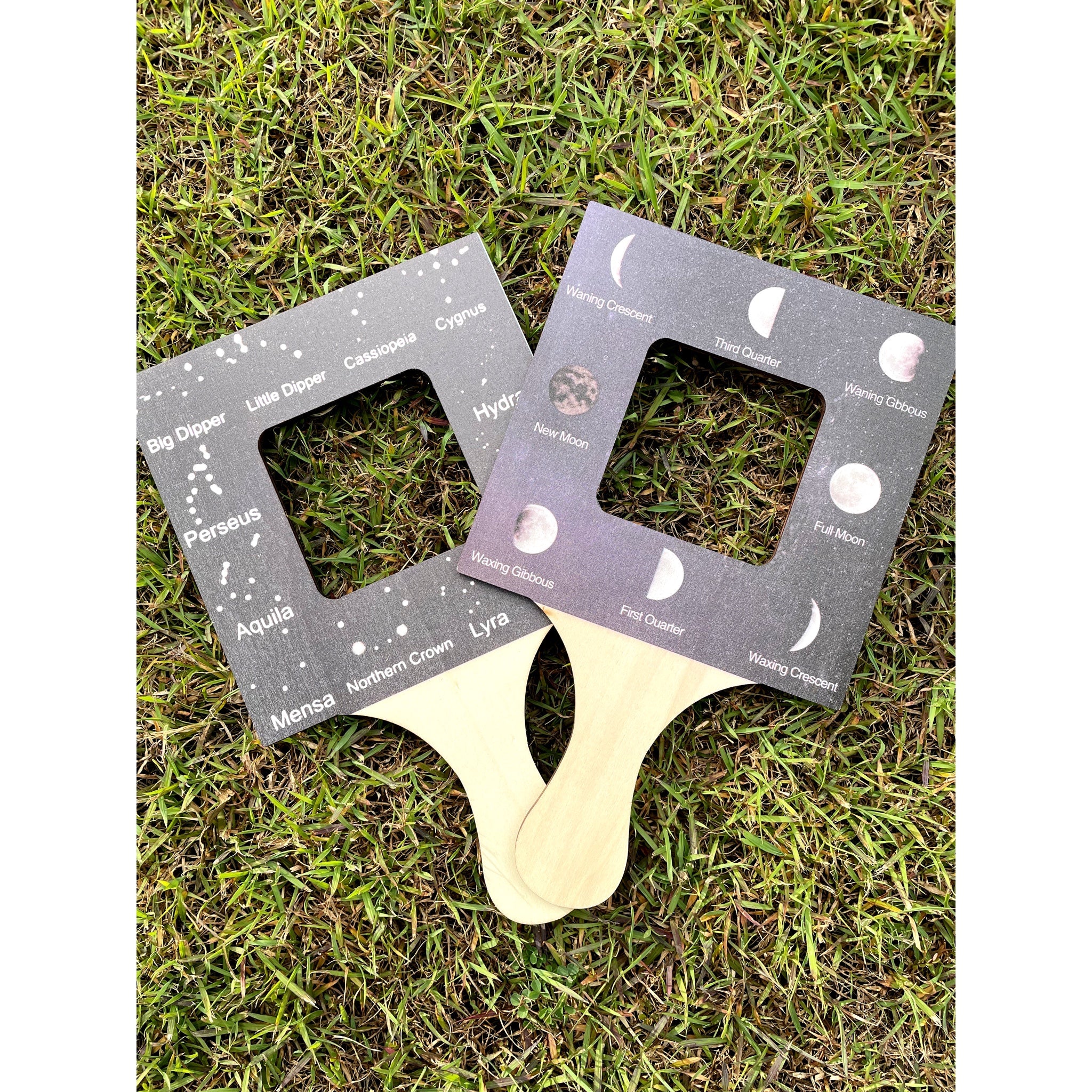 Large Wooden Pine Nature Guide View finder