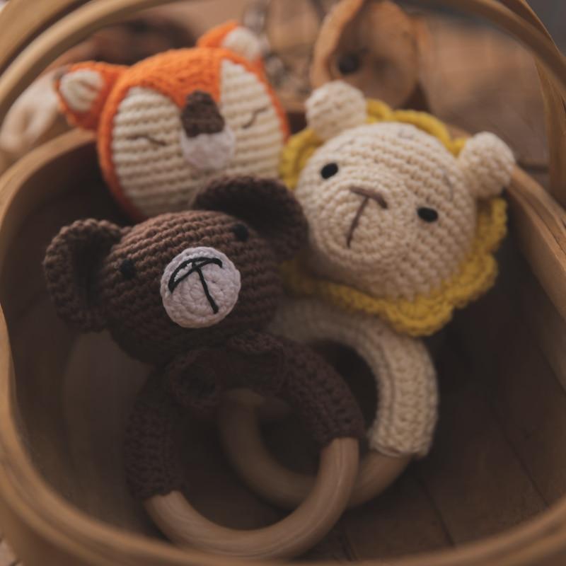 Fidtoy Crochet Wooden Baby Rattle – Soft Newborn Sensory Toy with Wooden Ring