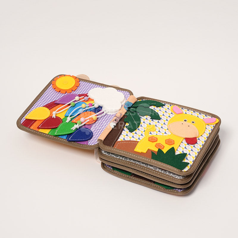 Montessori Genius Giraffe Book