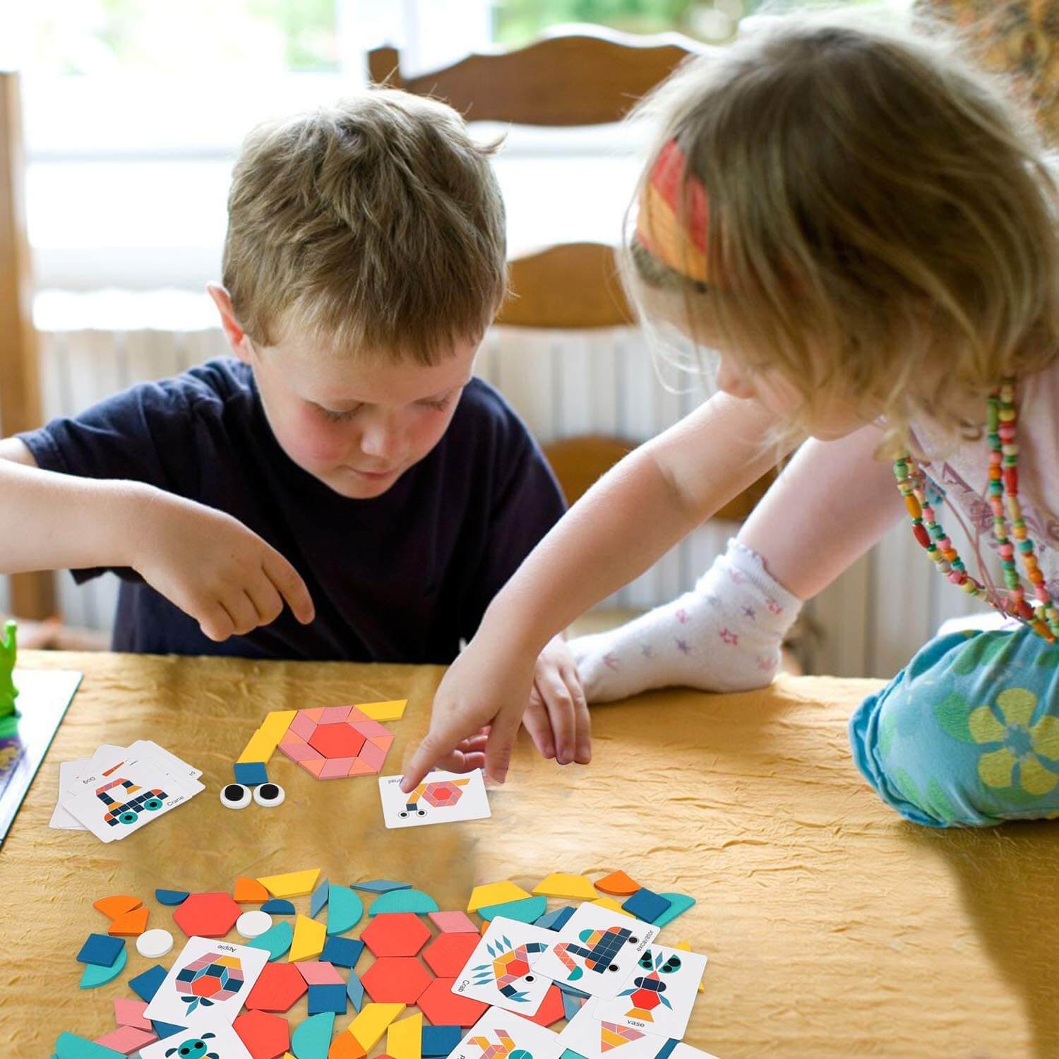 Fidtoy Wooden Tangram Puzzle Set with 180 Blocks and Cards