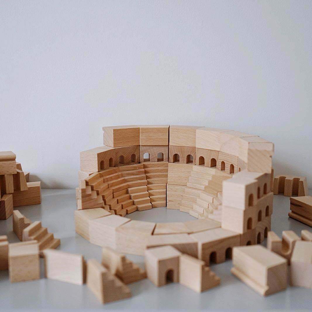 Wooden Roman Colosseum Building Blocks Set