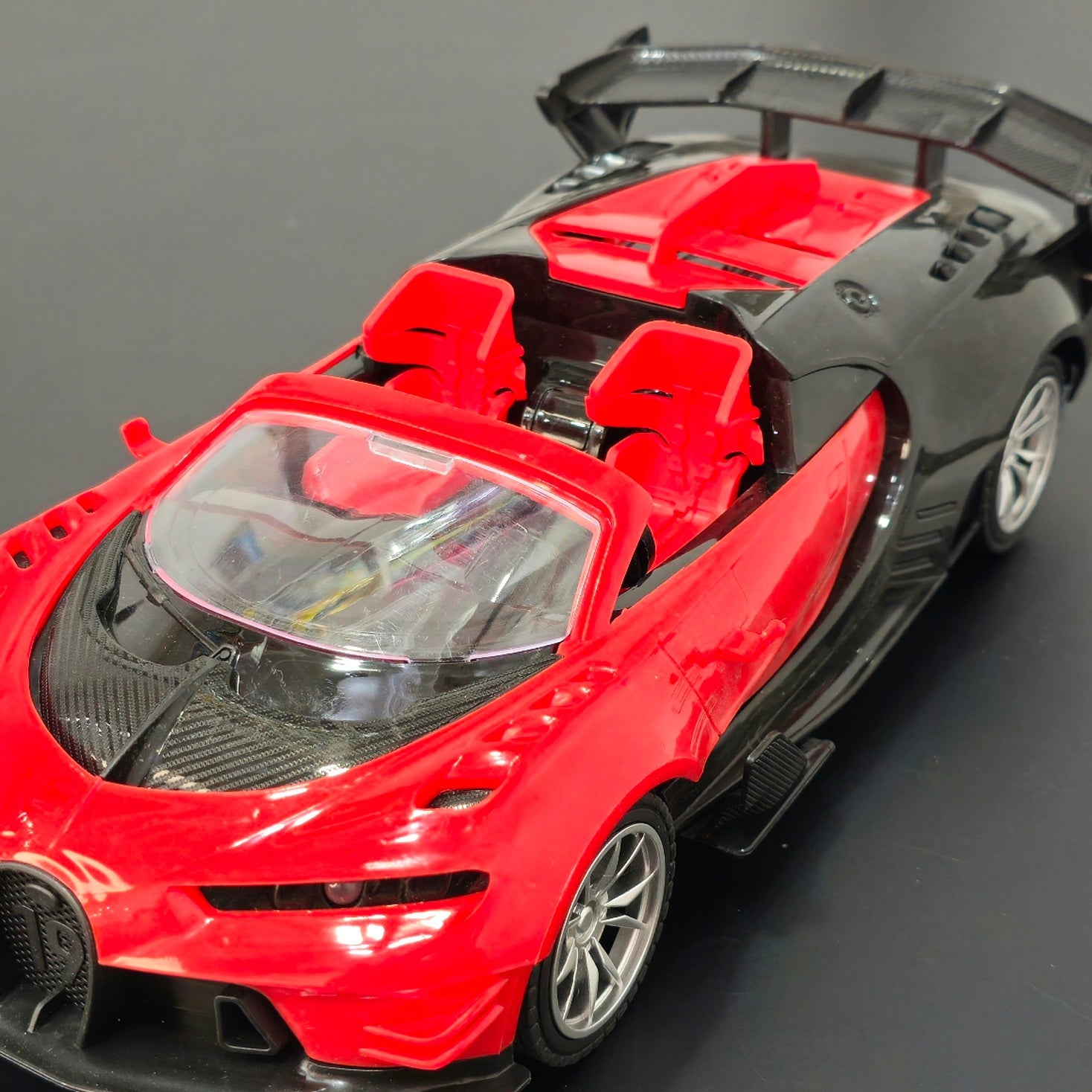 Luxury RC Car 1:16 Scale – Front & Rear Lights, Suspension & All-Round Driving | Bacha Toys