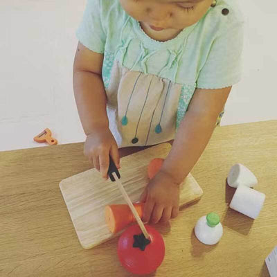 Fidtoy Wooden Pretend Food Play Set for Toddlers Kitchen Toys Fruit Cutting Toy Montessori Learning Toy for 1 2 3 Year Old Kids Home Play