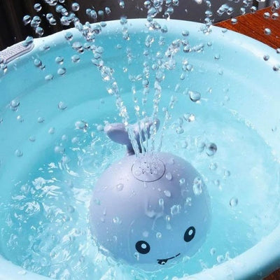Fidtoy Whale Bath Toy Sprinkler with Lights for Babies