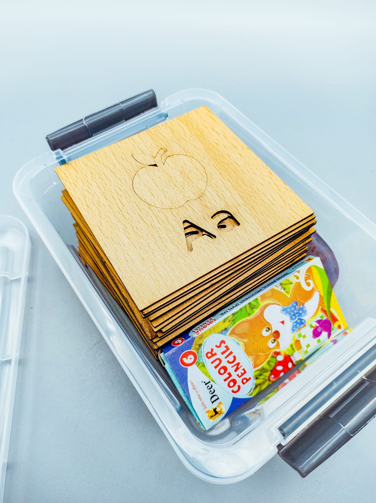 A to Z Learning Wooden Stencils Box with Colors - 014
