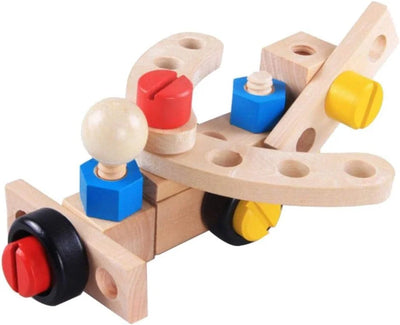Juego de 31 tuercas y tornillos