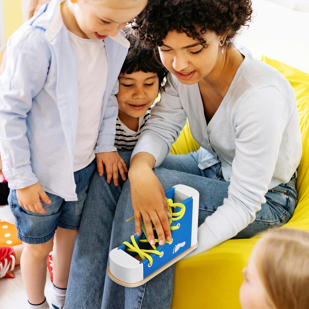 NUOBESTY Shoe Tie Practice for Kids Learn to Tie Shoes Tying Practice Board Lacing Toy Wooden Shoelaces Knot Tying Kit Teaching Preschool Learning Toys, Blue