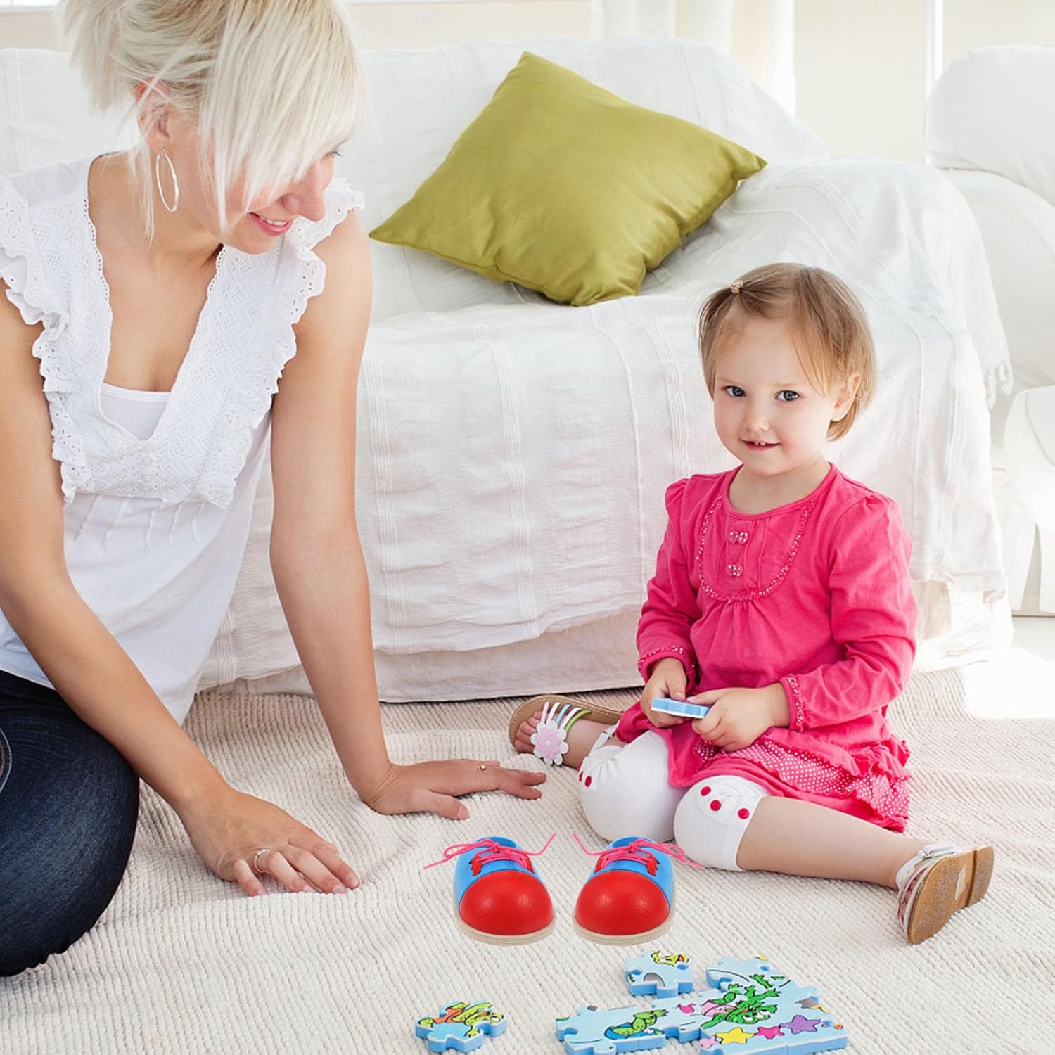 2pcs Wooden Lacing Shoe Toy Tie-up Shoelace Educational Plaything for Boy Girl Develop Fine Motor Skills and Hand-Eye Coordination Safe Natural for Ages