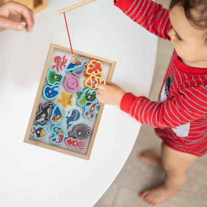 SCOOVY Magnetic Fishing Game, Wood Children's 2 in 1 Fishing Game, Safe Wooden Fishing Games with Vivid Fishes, Educational Roddlers Fishing Game for Kids Home Outdoor Indoor