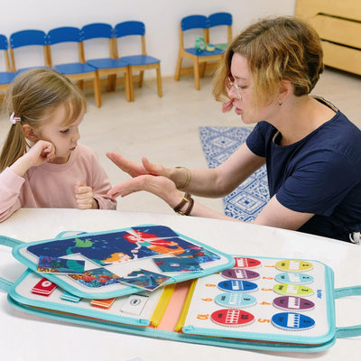 Tableau d'activités Montessori pour bébés et jeunes enfants de 2, 3, 4 ans, jouets éducatifs de voyage pour filles et garçons de 2, 3, 4 ans, motif sirène