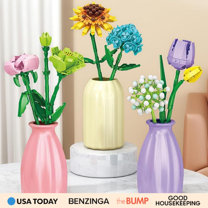 MerryBlooms™ 24-Day Building Advent Calendar