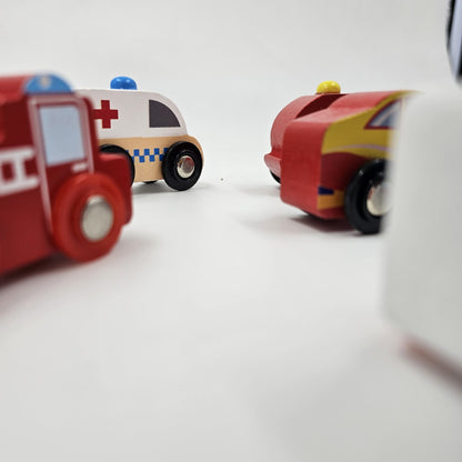 Wooden Colourful small car 1pc random design will be shipped - EKT2872