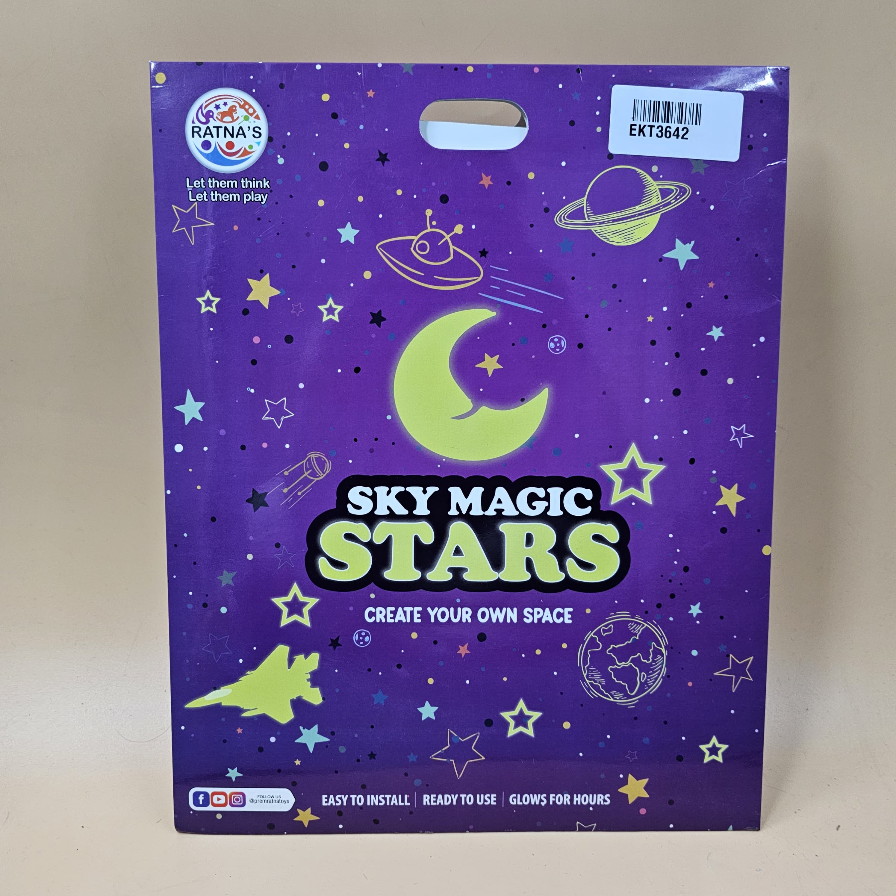 1 Set of Glow Dark Magic Stickers will be shipped - EKT3642