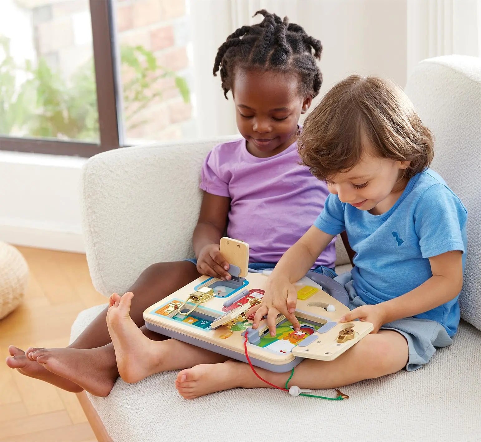 Fidtoy Montessori Busy Board Lock & Unlock Activity Toy for Toddlers