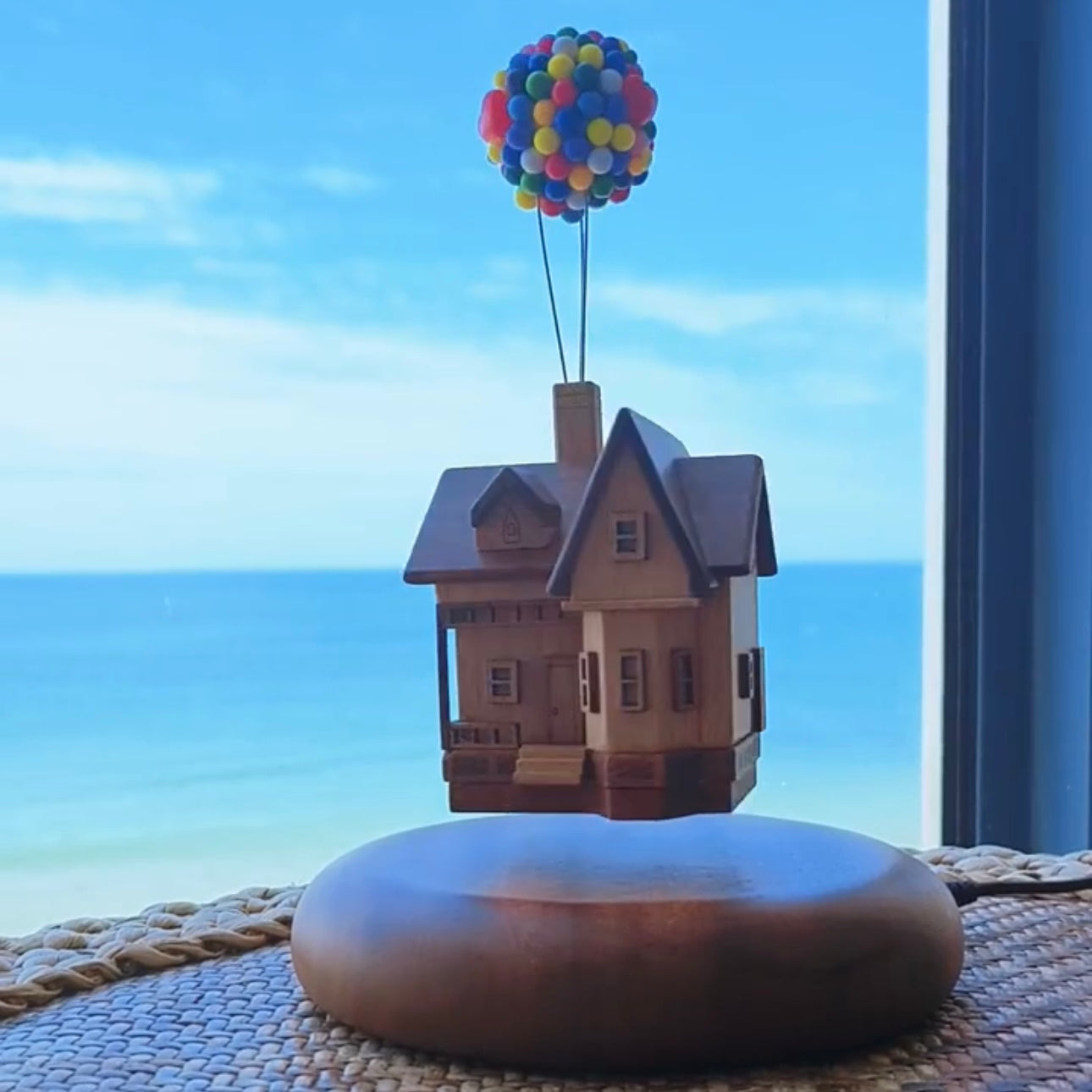 Up-Inspired Magnetic Levitating House Ornament – Floating Wooden Balloon House, Unique Home Decor Gift for Dreamers