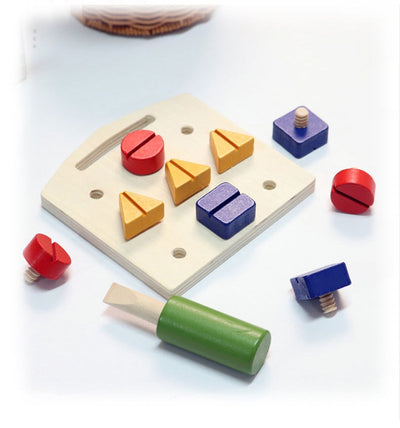 Planche d'activités Montessori en bois avec vis et écrous