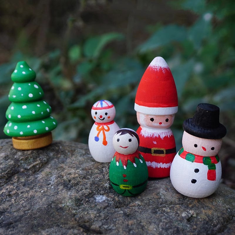 Loose Parts Assorted Peg Leg Dolls