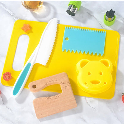 Montessori Little Chef's Discovery Kitchen Set