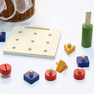Planche d'activités Montessori en bois avec vis et écrous
