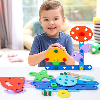Jeu de construction en bois avec vis, boulons et écrous