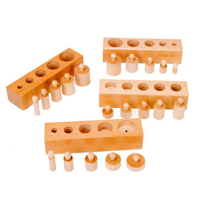 Cilindros de Colores con Botón Montessori