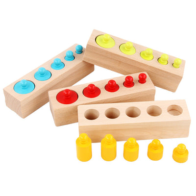 Cilindros de Colores con Botón Montessori