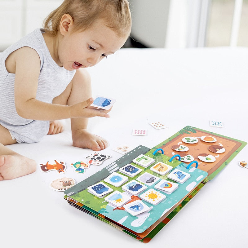 Libro de actividades con pegatinas Montessori