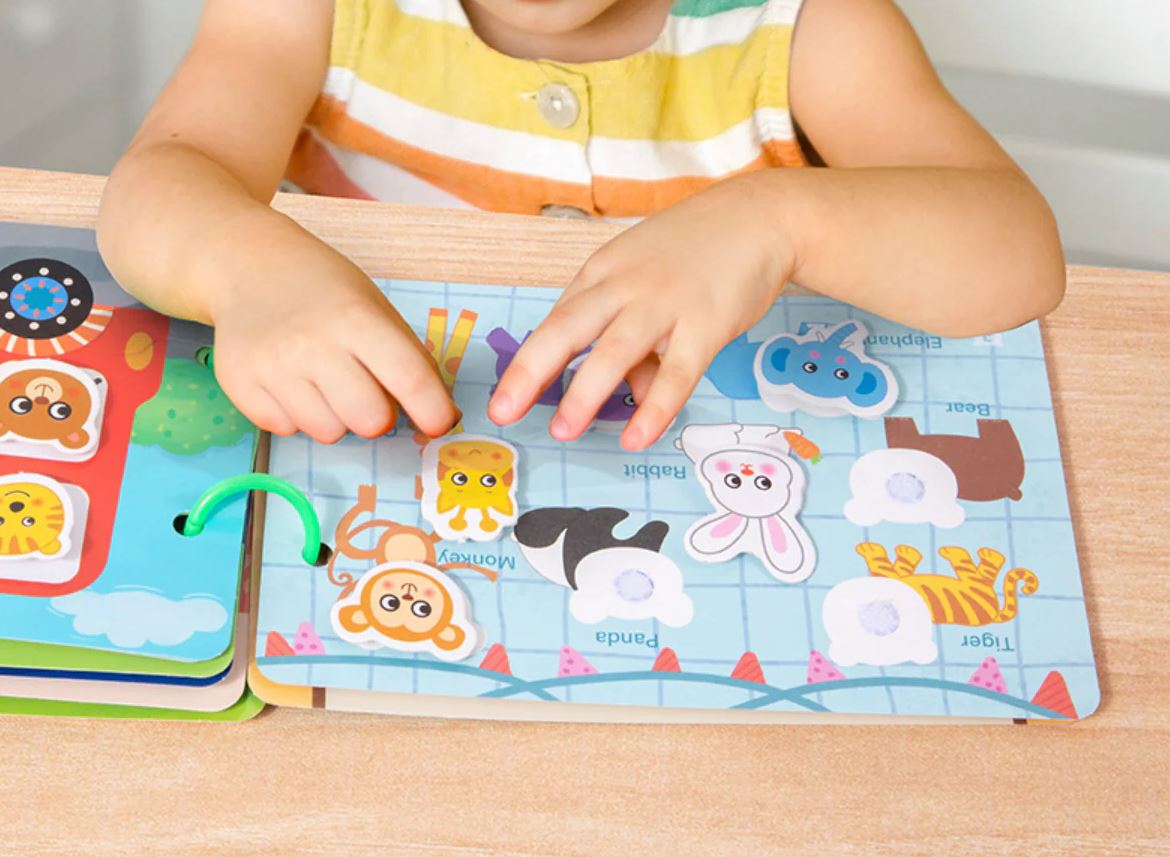Livre d'activités Fidtoy pour tout-petits
