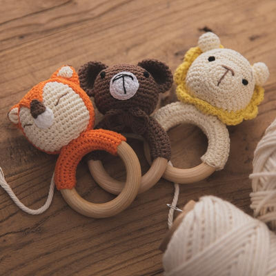 Fidtoy Crochet Wooden Baby Rattle – Soft Newborn Sensory Toy with Wooden Ring