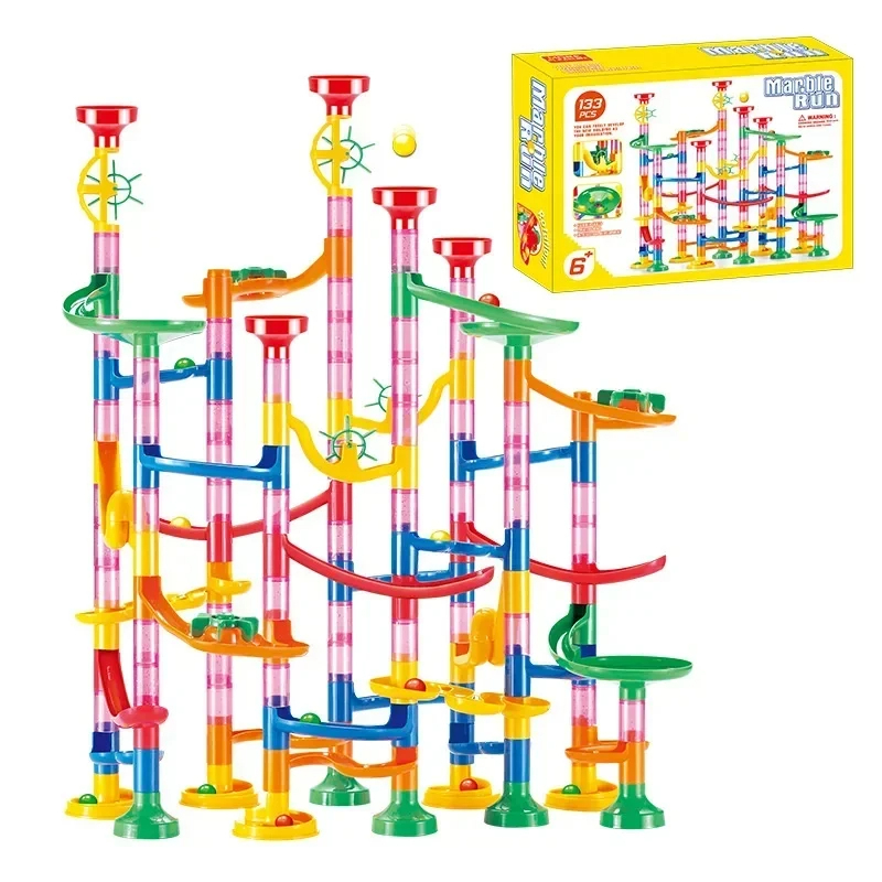 Pista de canicas para niños