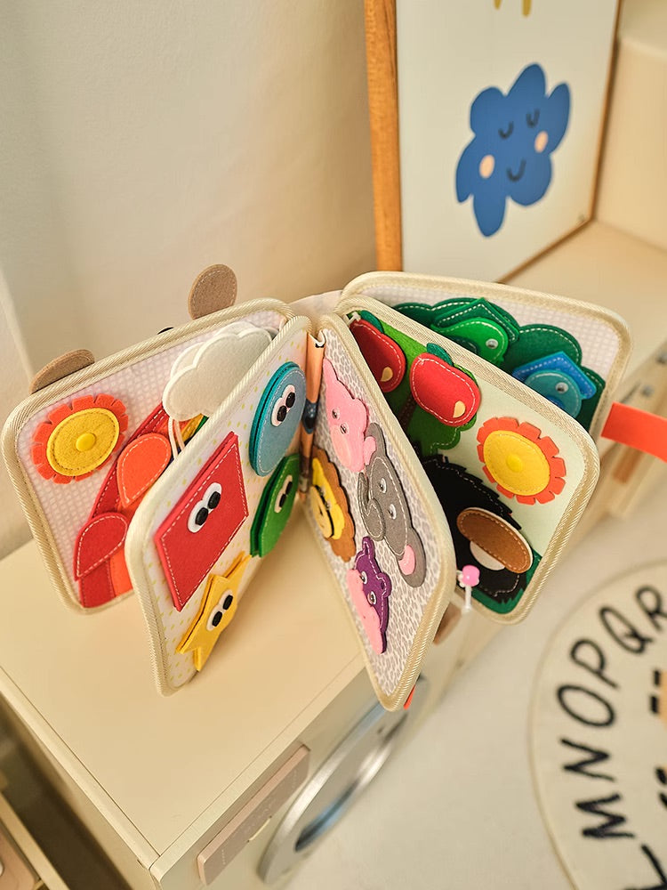 Busy Book Friendly Giraffe