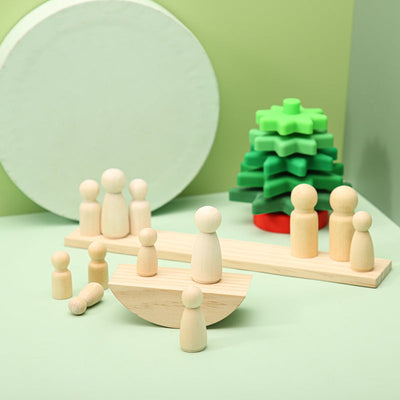 Jouet Montessori à empiler en forme de bascule avec petites poupées