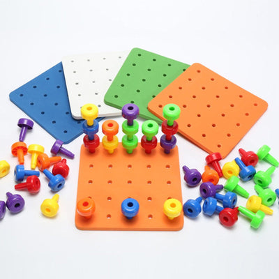 Tableau à chevilles Montessori