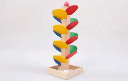 The slide tree / marble run - Educational toy