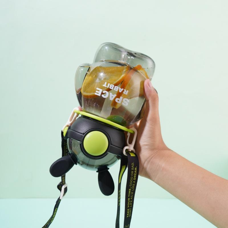 800ml Space Rabbit Bunny Water Bottle | Cute & Leak-Proof Hydration Bottle – Bacha Toys