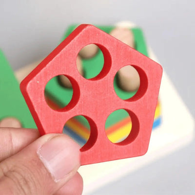 Torre apilable de formas – Juguete de madera de 5 formas y 4 capas para el desarrollo cerebral