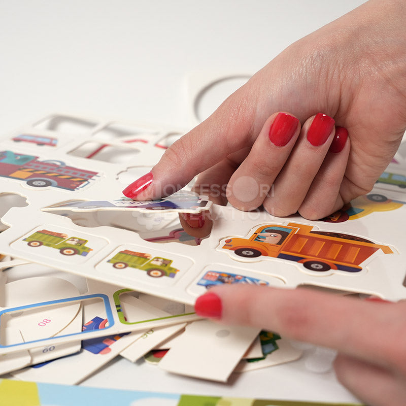 Libro de actividades con pegatinas Montessori