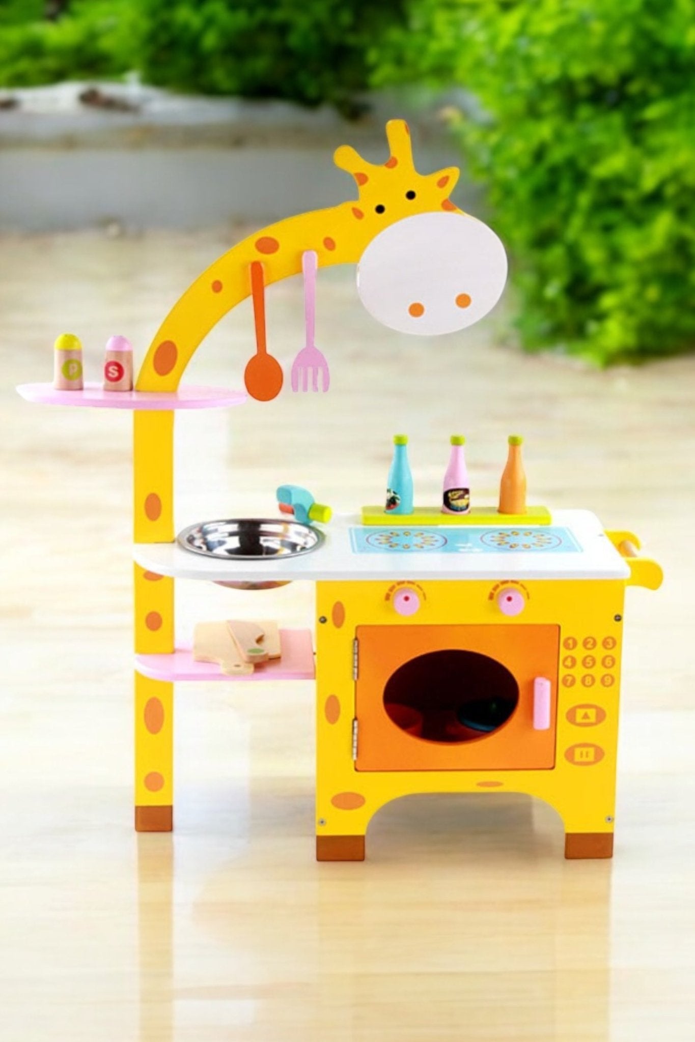 Wooden Giraffe Kitchen A Fun & Safe Pretend Play Set for Little Chefs